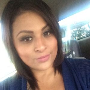 Meet your Posher, Lorena